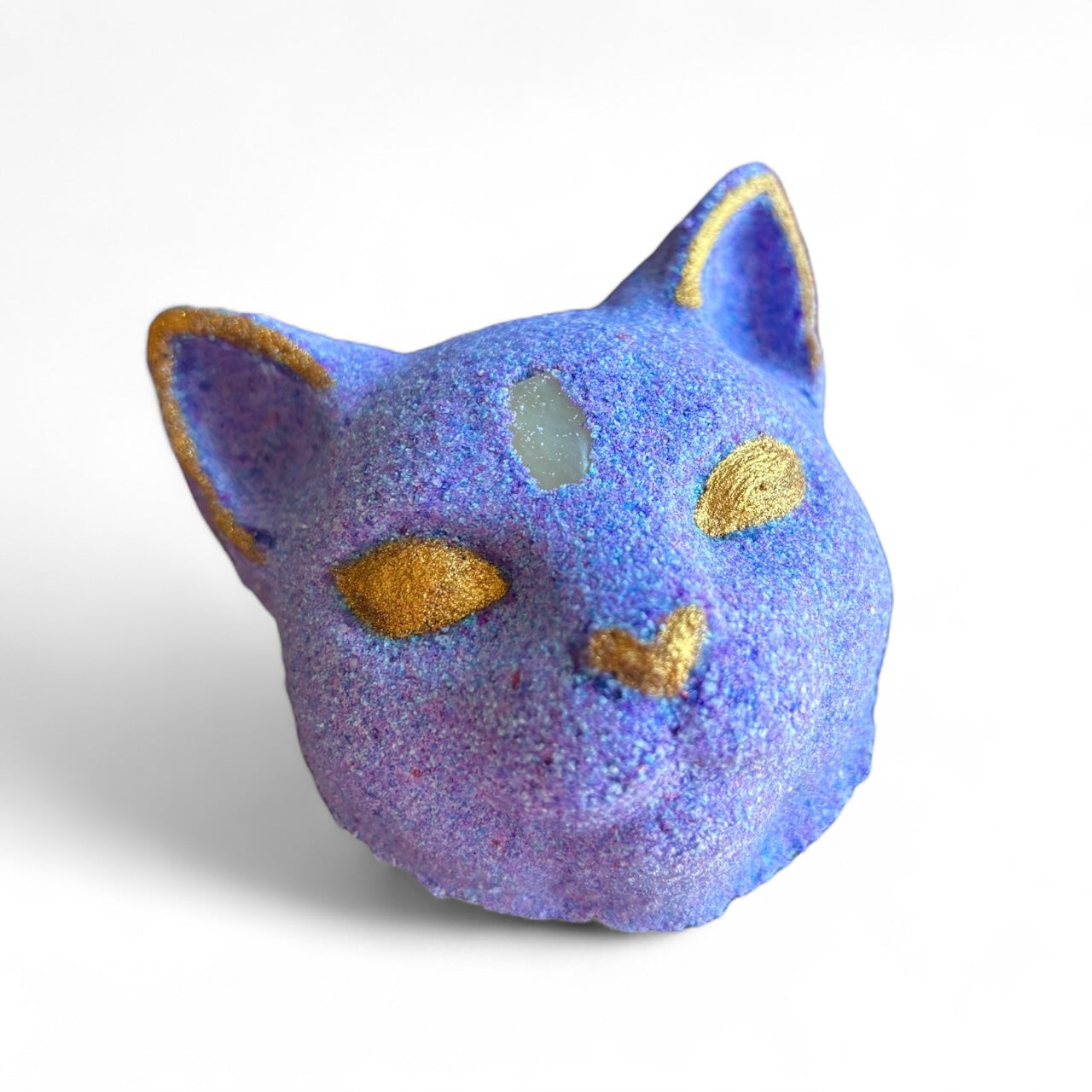 Familiar Kitten Bomb